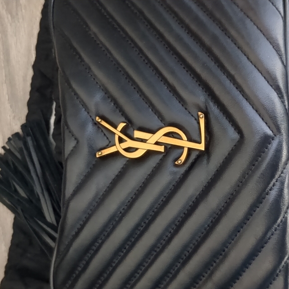 ❌SOLD❌YSL Saint Laurent Lou Camera bag black gold - Picture 3 of 10